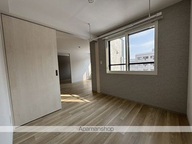 URBAN FLATS 中の島の内装写真