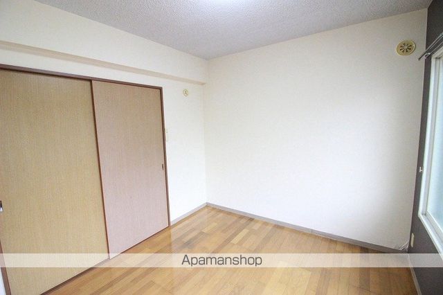 STABLE中島の内装写真