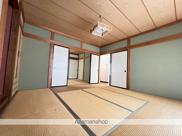 相馬市 2階建 築38年の内装写真
