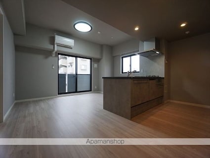 愛知県名古屋市北区志賀町４丁目[2LDK/71.2m2]の内装3