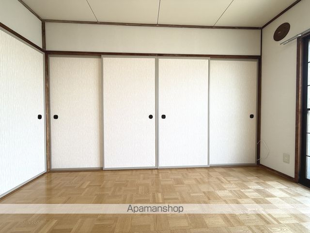 ユートピア川原3号棟の内装写真