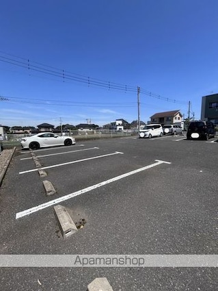 ＳＫＹ　ＬＡＲＫ[2LDK/51.24m2]の駐車場
