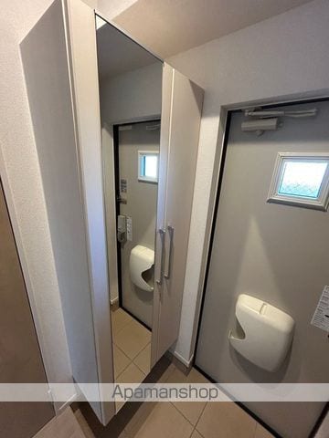 ネーベン パーク 7182の内装写真
