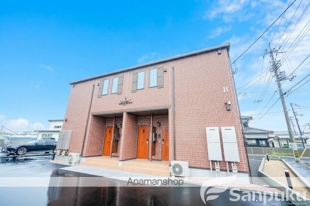 メグ・クレール Bの外観写真