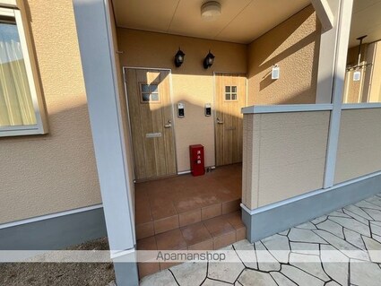 セピアコート[2LDK/61.27m2]の共用部1