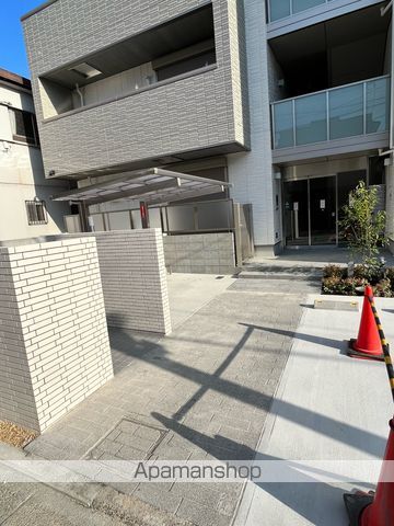 セゾン レコルトの玄関写真