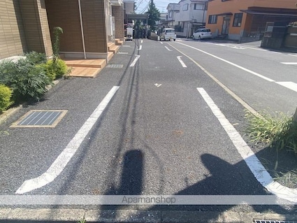 エリンコート矢切[1R/53.38m2]の駐車場