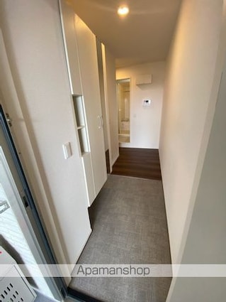 ヴェルクレール[2LDK/65.8m2]の玄関