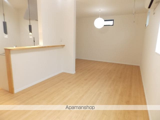 フォルテッツア城南の内装写真
