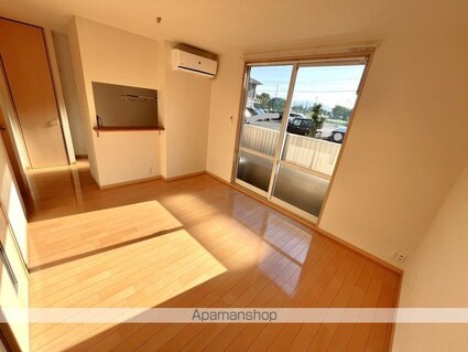 サウザンドタウン　Ｃ棟[1LDK/42.72m2]のリビング・居間