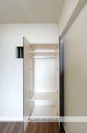 市谷台町坂フロント[2LDK/46.92m2]の収納