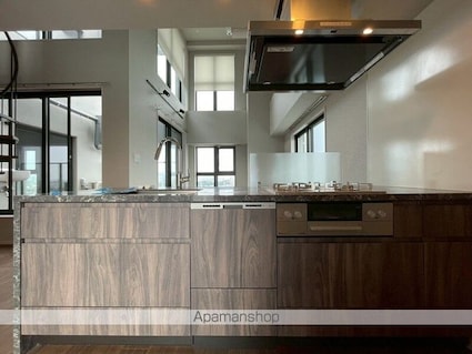 ルミーク三軒茶屋[2LDK/91.53m2]のキッチン