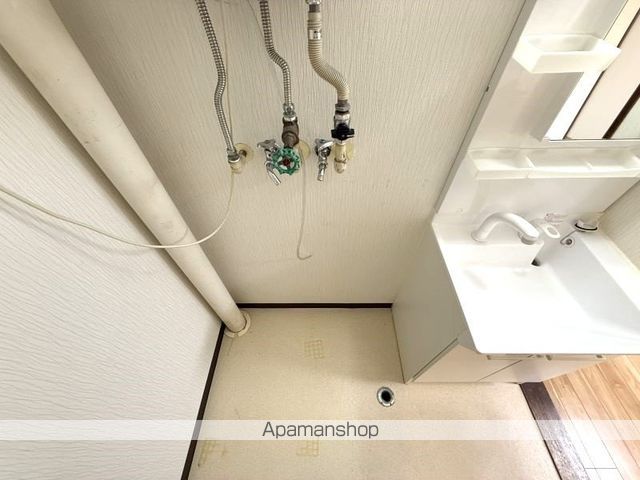 ロイヤルライフ富岡の内装写真