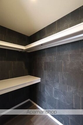 フレグランスステーション[1R/28.24m2]の収納