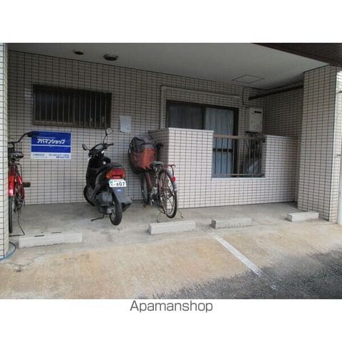 パディイン皿山の内装写真