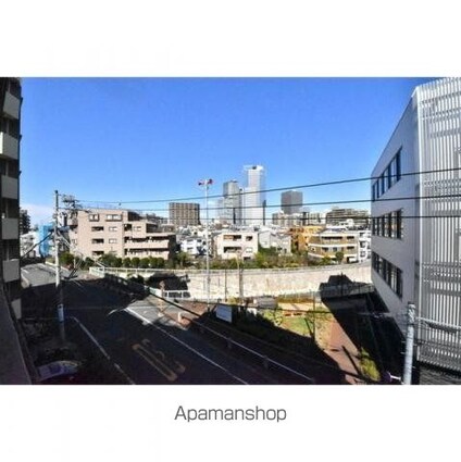 アペルト西新宿[1K/22.7m2]の眺望