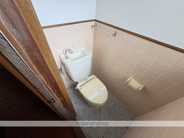 西三津田町戸建ての内装写真