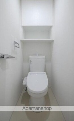 ＰＲＥＭＩＵＭ　ＣＵＢＥ　中野富士見町[2K/35.06m2]のトイレ
