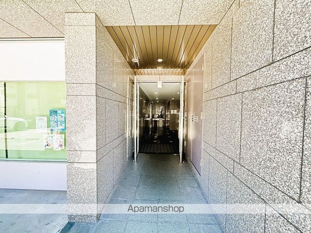 ウイング宝町サードの玄関写真