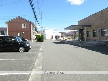 リビングタウン長橋台　Ａ[3LDK/80.44m2]の周辺7