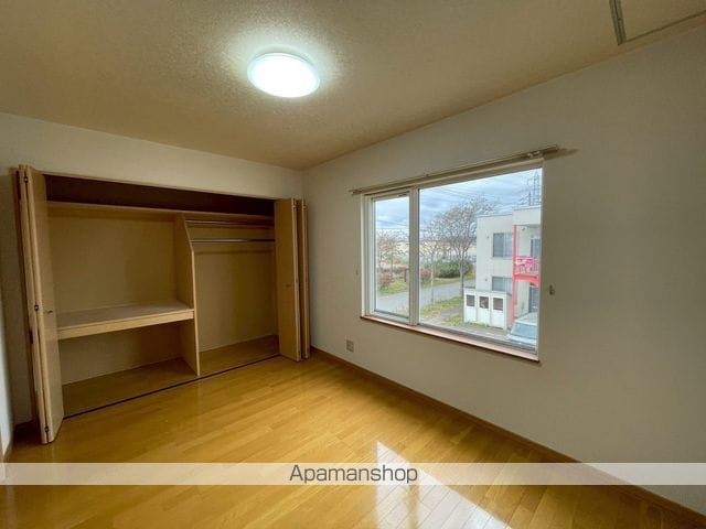 オレンジの内装写真