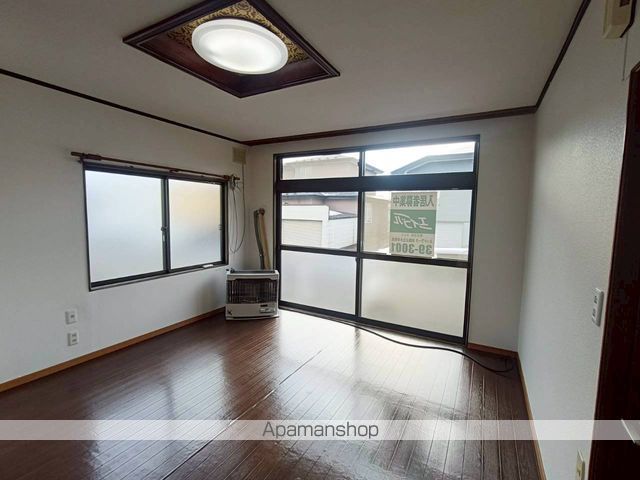 根室本線 新富士駅 徒歩40分 2階建 築45年の内装写真