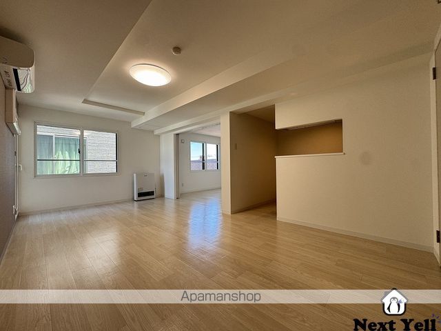 ロアジサカエドオリの内装写真
