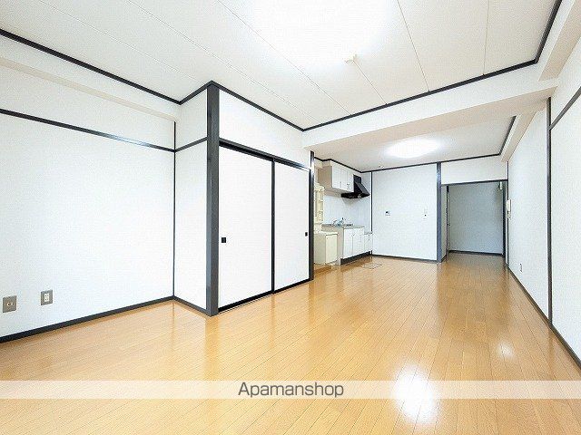 メゾン鷹匠の内装写真