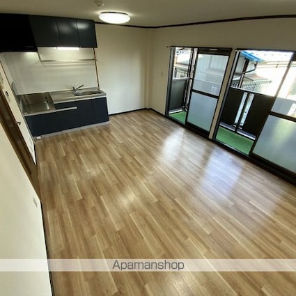 Ｓｕｒｐｌｕｓ　Ｔｗｏサンライズ石川[1LDK/44.75m2]のリビング・居間