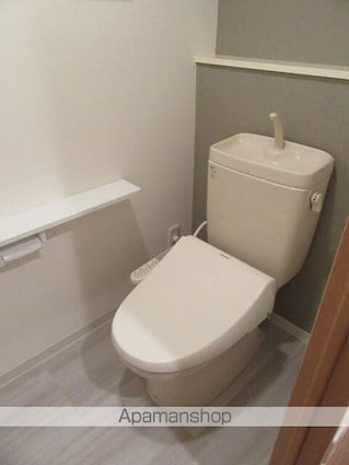 ドゥーエ東池袋[1LDK/54.3m2]のトイレ