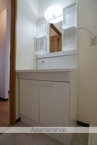 半田ビレッジ6号棟の内装写真