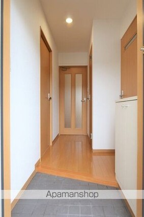 メゾンＭＢ喜与町[2LDK/57.6m2]の玄関