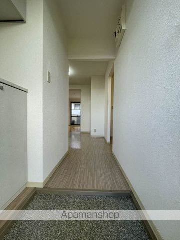 ロイヤルバレー Bの内装写真