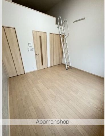 LUNARIS EBINAの内装写真