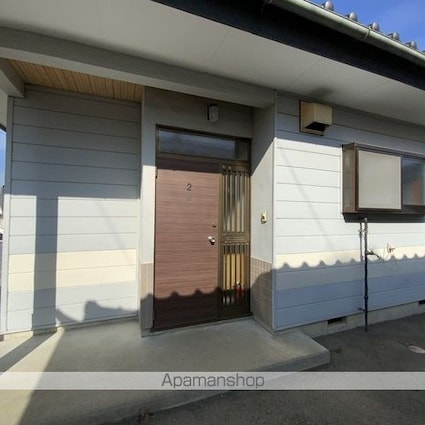 フラワーハイツ[3DK/56.2m2]のエントランス