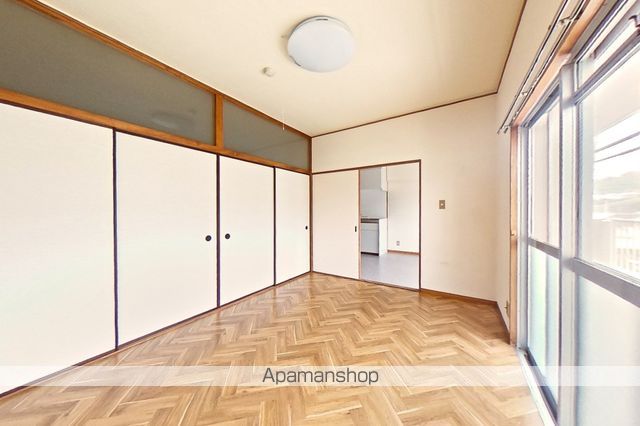 山崎ハイツの内装写真