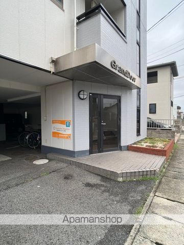グランドアの玄関写真