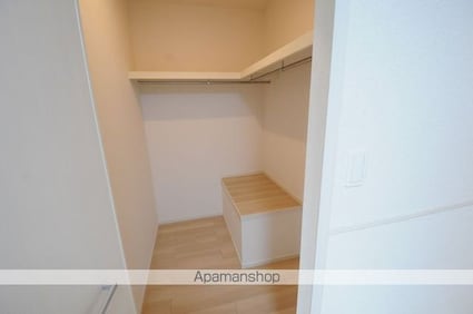 フィールドヒル　茅野[2LDK/58.06m2]の収納