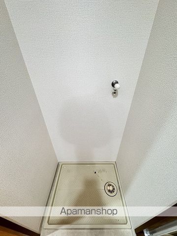 マンションシェルの内装写真