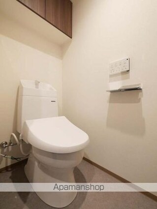 コンポジット渋谷本町[1K/23.69m2]のトイレ