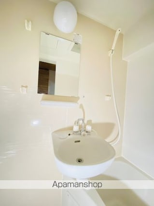 ゆかりハイツ[1K/30m2]の洗面所