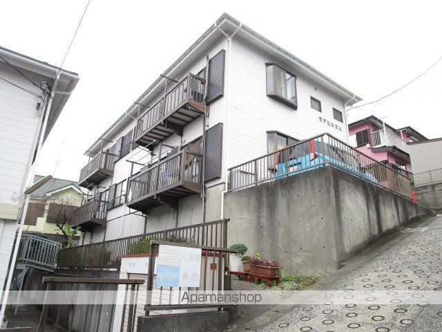 モアヒルズ A棟の外観写真