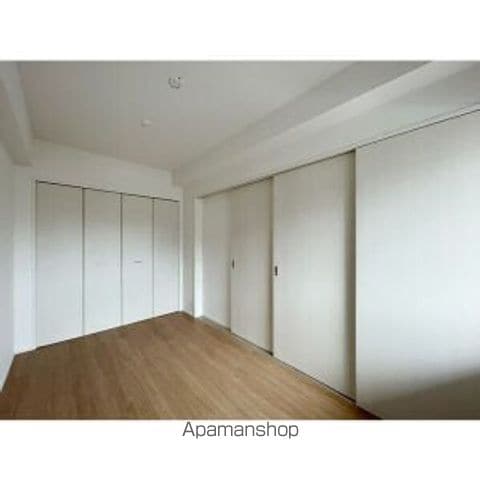 クロス天神南の内装写真