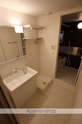 Ｌｕｍｉｅｒｅ[2LDK/57.13m2]の洗面所