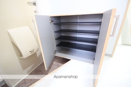 サンパレス（岸町）[2K/40.1m2]の内装3