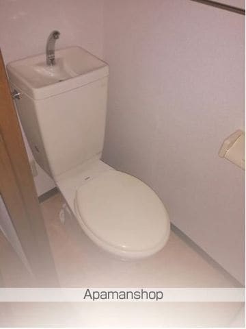 ロイヤルアメニティー新宿の内装写真