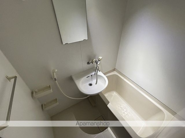 エスコモド16の内装写真