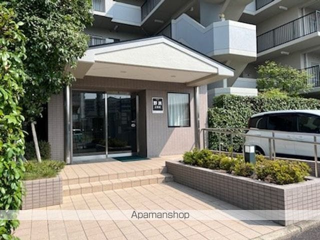コスモ野洲2番館の玄関写真
