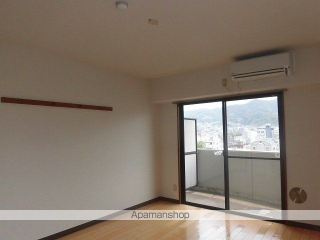 エルク中央の内装写真
