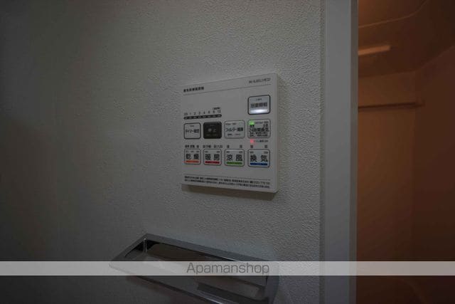 フォレスト コナ名駅の内装写真